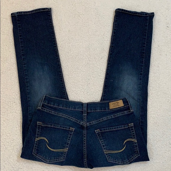 Levi's Denim - Levi’s Signature Curvy Straight Jeans  Sz 30/30